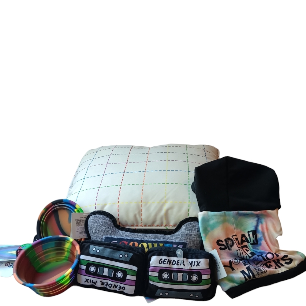 Pride pet bundle